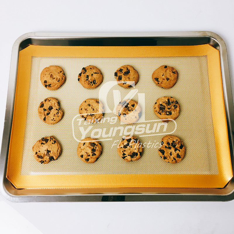 Baking Mat for Crispy Cooking - Silicone baking mat